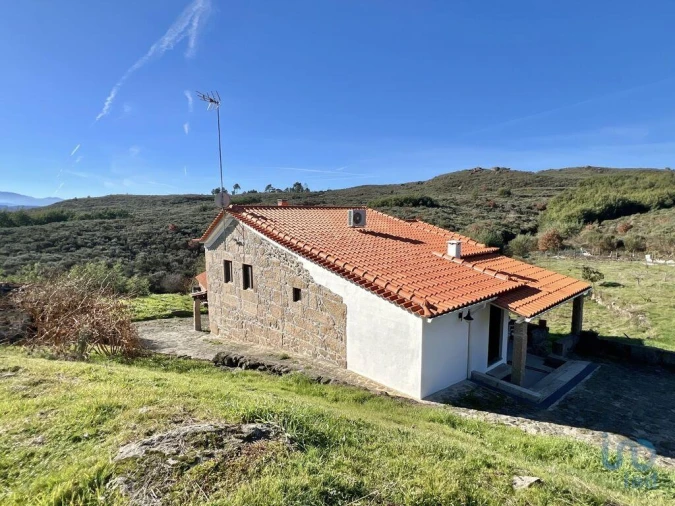 Moradia T3 para Venda em Fornos de Algodres