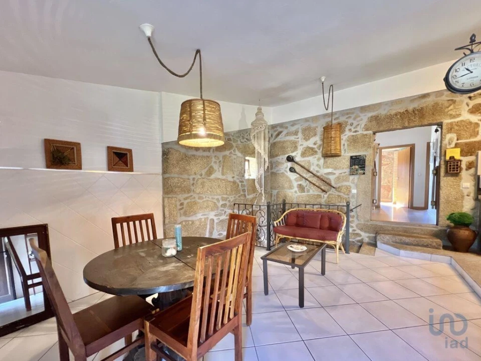 Moradia T3 para Venda em Fornos de Algodres Foto 11