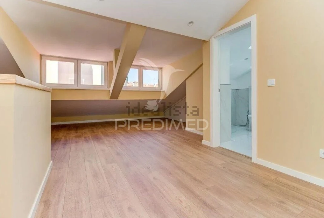 Apartamento T2 para Venda em Massamá e Monte Abraão Foto 9