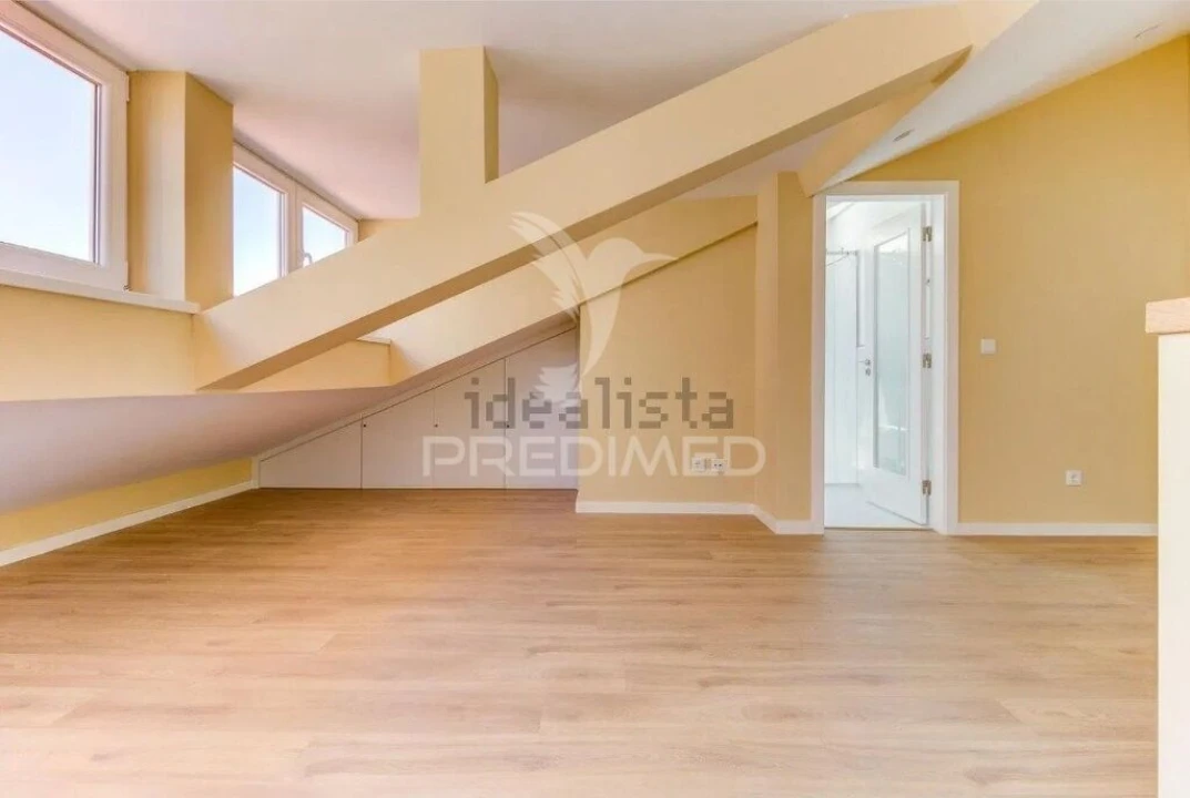 Apartamento T2 para Venda em Massamá e Monte Abraão Foto 11