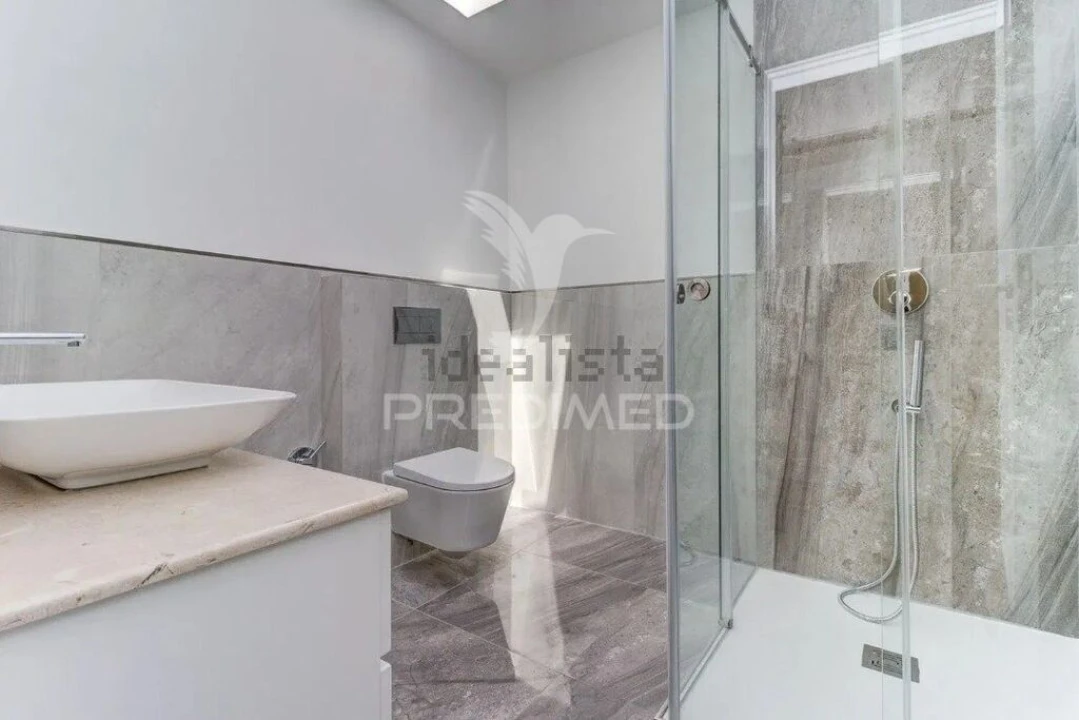 Apartamento T2 para Venda em Massamá e Monte Abraão Foto 20