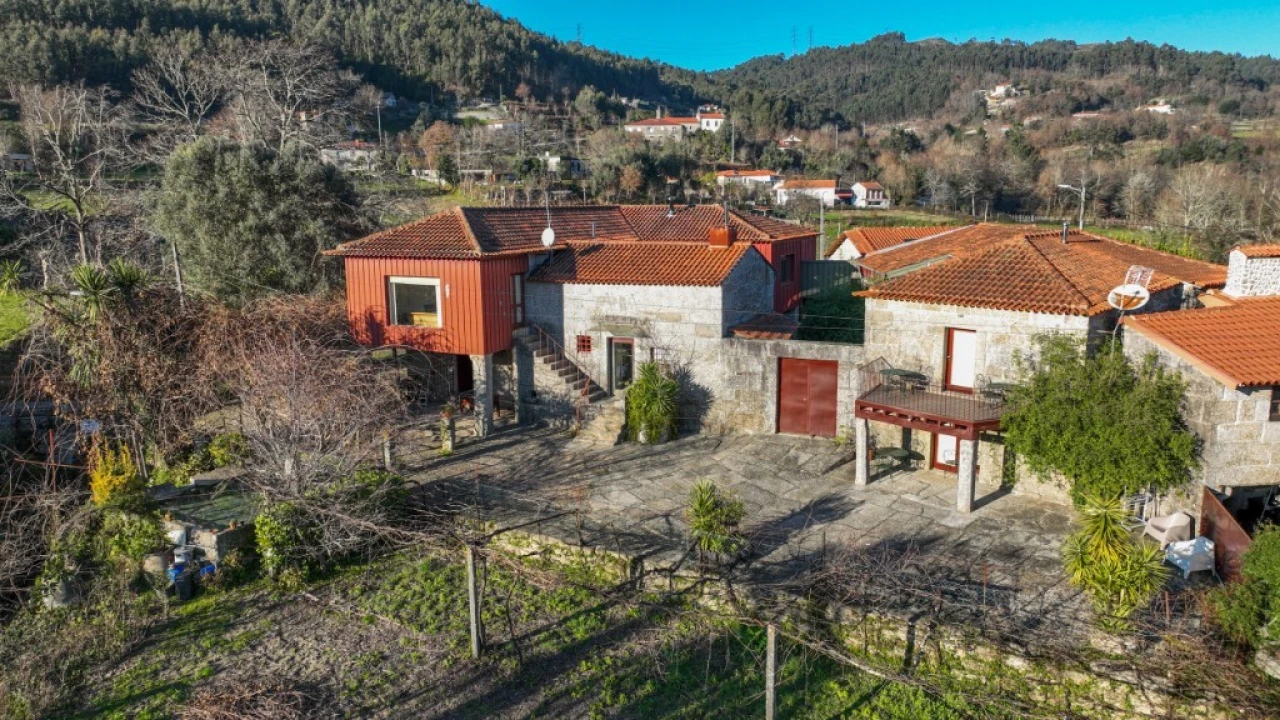 Quinta T9 para Venda em Tabuaças Foto 1