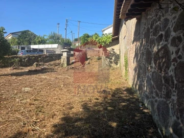 Moradia para Venda em Sande, Vilarinho, Barros e Gomide