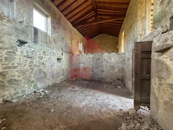 Moradia para Venda em Sande, Vilarinho, Barros e Gomide Foto 9