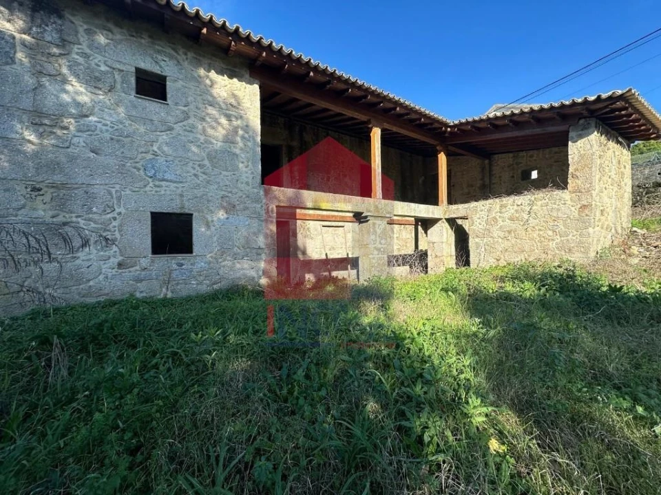 Moradia para Venda em Sande, Vilarinho, Barros e Gomide Foto 24