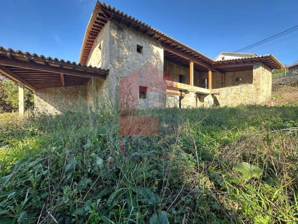 Moradia para Venda em Sande, Vilarinho, Barros e Gomide Foto 2