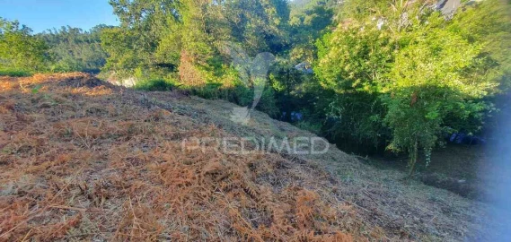 Terreno para Venda em Sandim, Olival, Lever e Crestuma