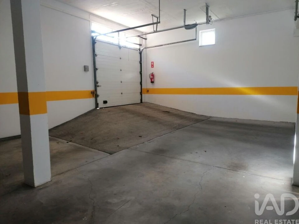 Moradia T4 para Arrendamento em Venda do Pinheiro e Santo Estêvão das Galés Foto 27