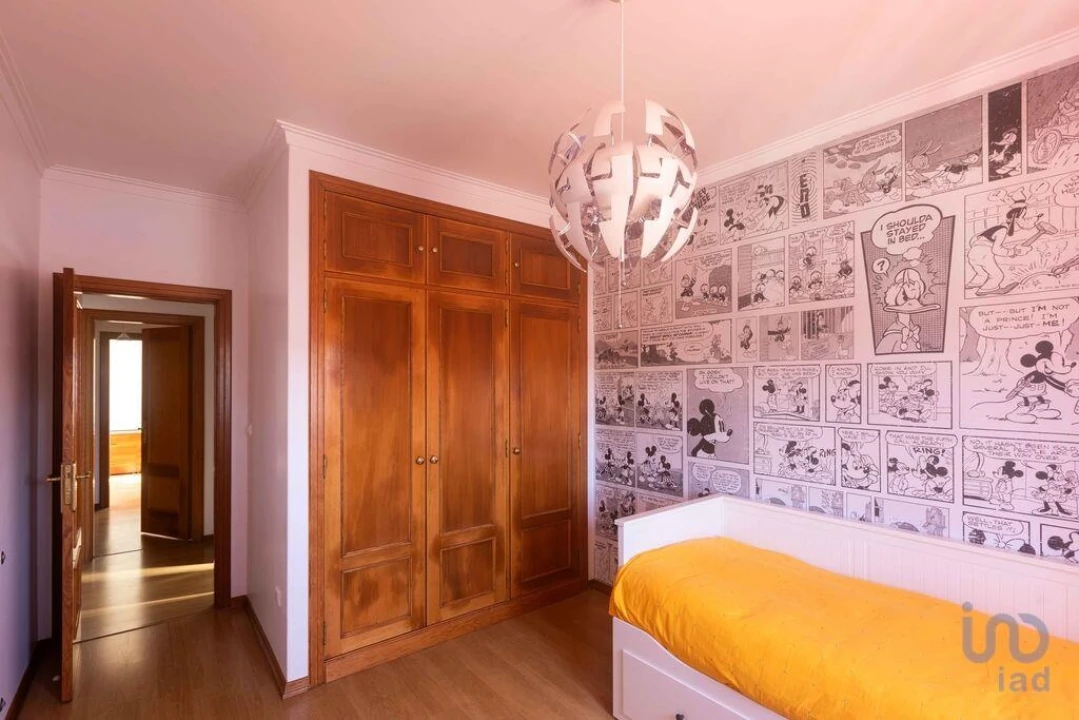 Moradia T4 para Arrendamento em Venda do Pinheiro e Santo Estêvão das Galés Foto 10