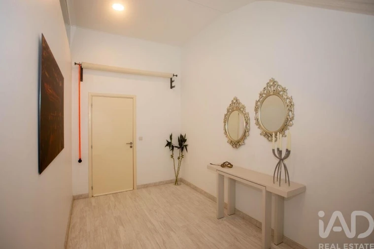 Moradia T4 para Arrendamento em Venda do Pinheiro e Santo Estêvão das Galés Foto 21