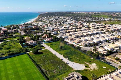 Terreno para Venda em Lagos (São Sebastião e Santa Maria)