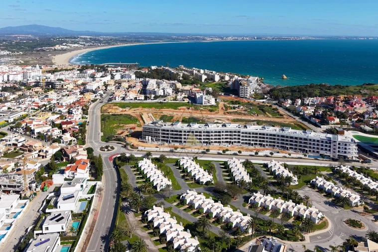 Terreno para Venda em Lagos (São Sebastião e Santa Maria) Foto 7