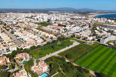 Terreno para Venda em Lagos (São Sebastião e Santa Maria)