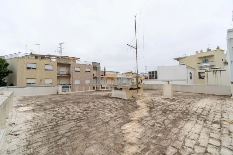 Prédio para Venda em Olhão Foto 43