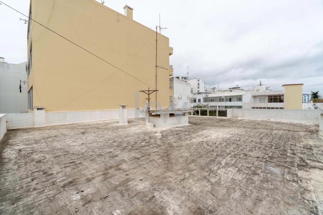 Prédio para Venda em Olhão Foto 41