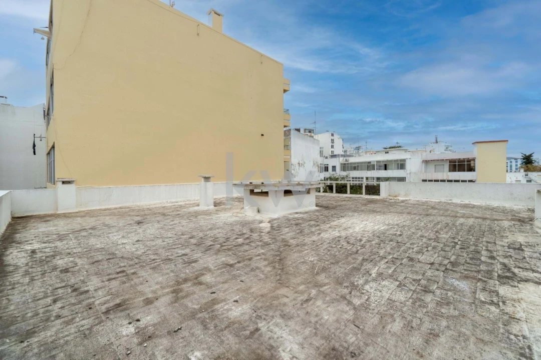 Prédio para Venda em Olhão Foto 69