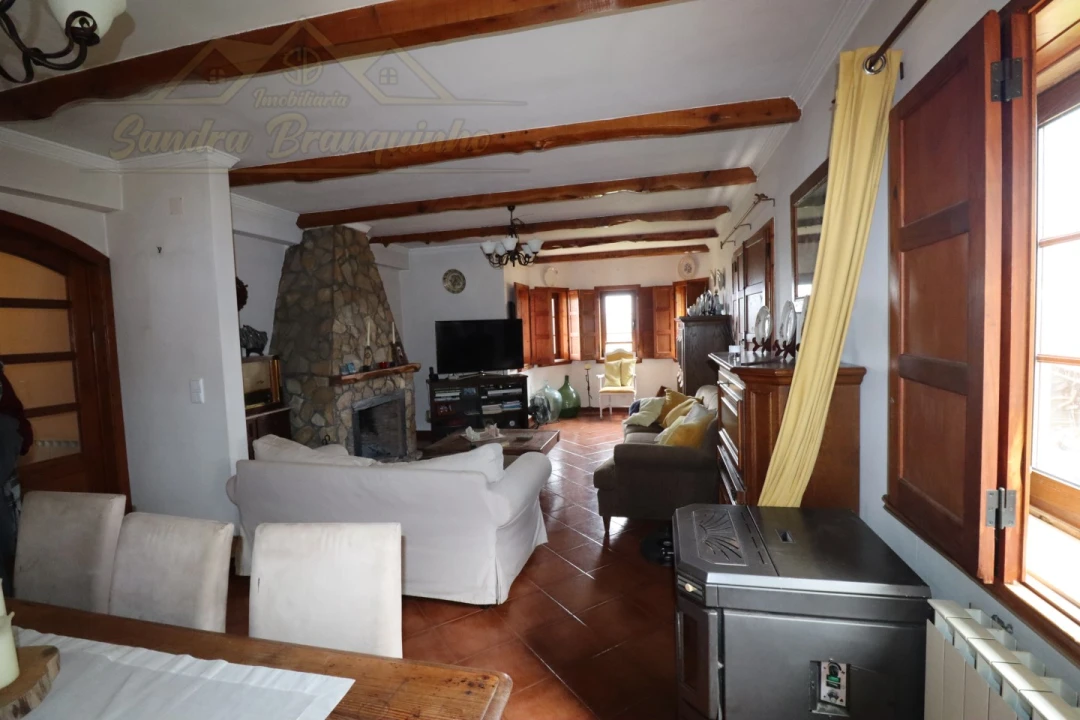 Moradia T4 para Venda em Ribafria e Pereiro de Palhacana Foto 5