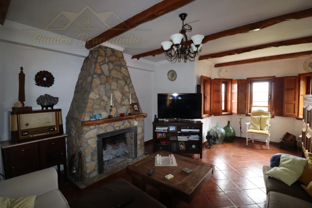 Moradia T4 para Venda em Ribafria e Pereiro de Palhacana Foto 9