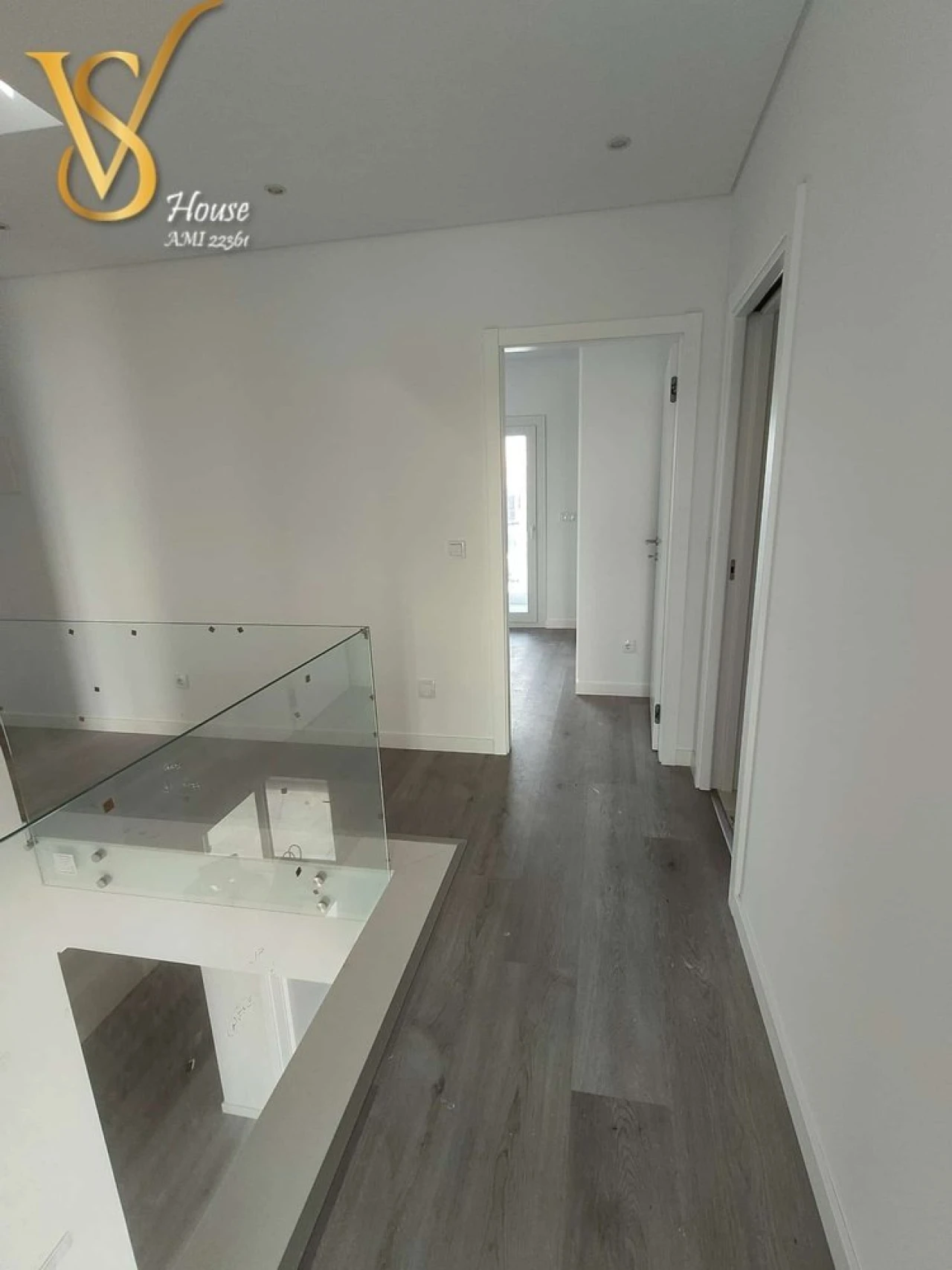 Moradia T4 para Venda em Corroios Foto 11