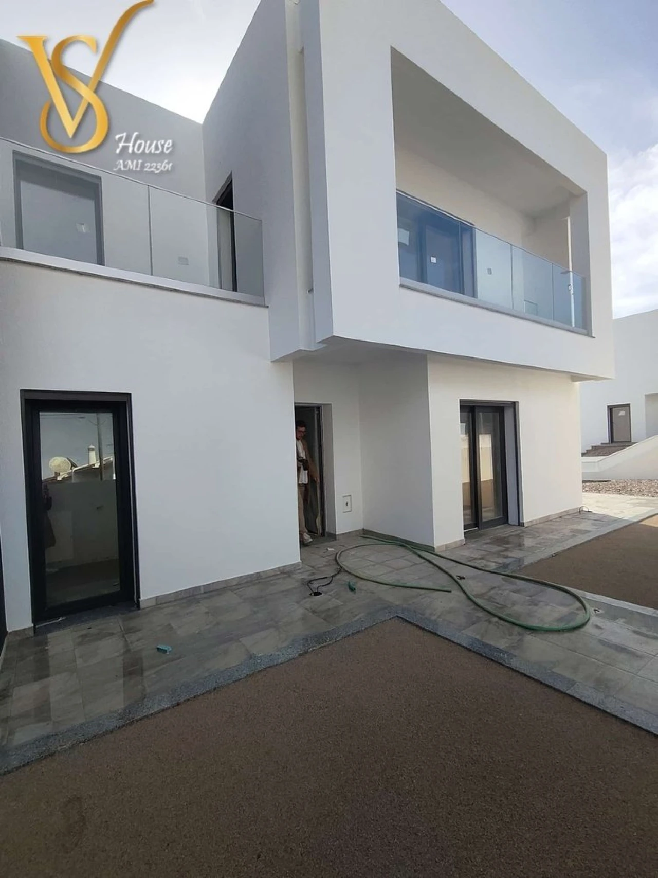 Moradia T4 para Venda em Corroios Foto 3