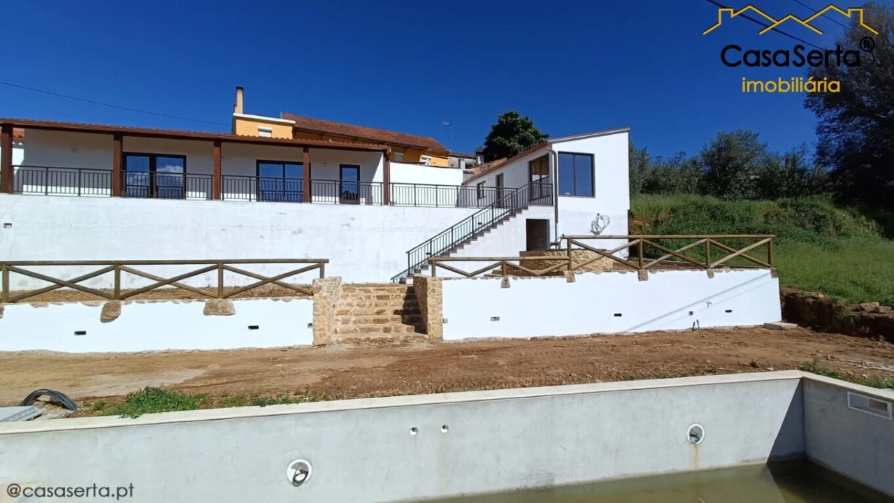 Moradia T6 para Venda em Pedrogão Pequeno Foto 3