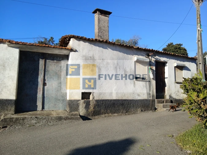 Moradia T1 para Venda em Poiares (Santo Andre) Foto 2