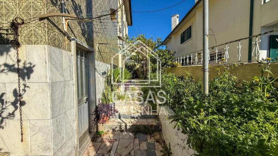 Moradia T5 para Venda em Porto Salvo Foto 10