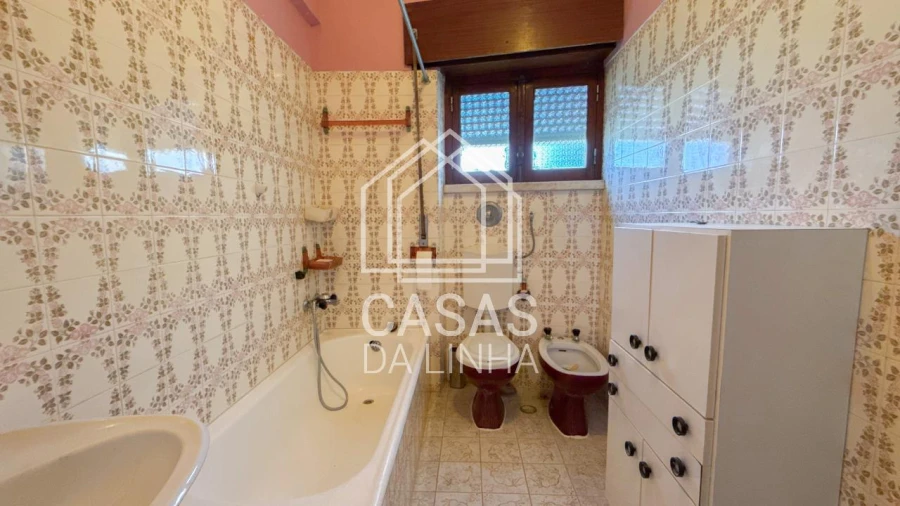 Moradia T5 para Venda em Porto Salvo Foto 16