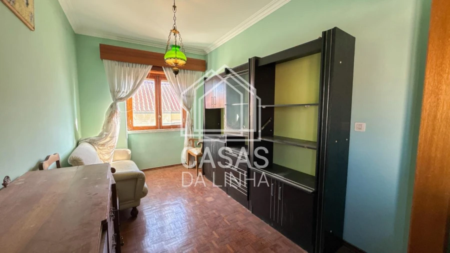 Moradia T5 para Venda em Porto Salvo Foto 36