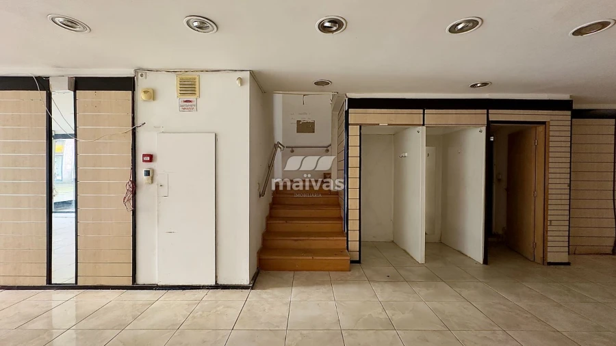 Loja para Arrendamento em Custóias, Leça do Balio e Guifões Foto 10