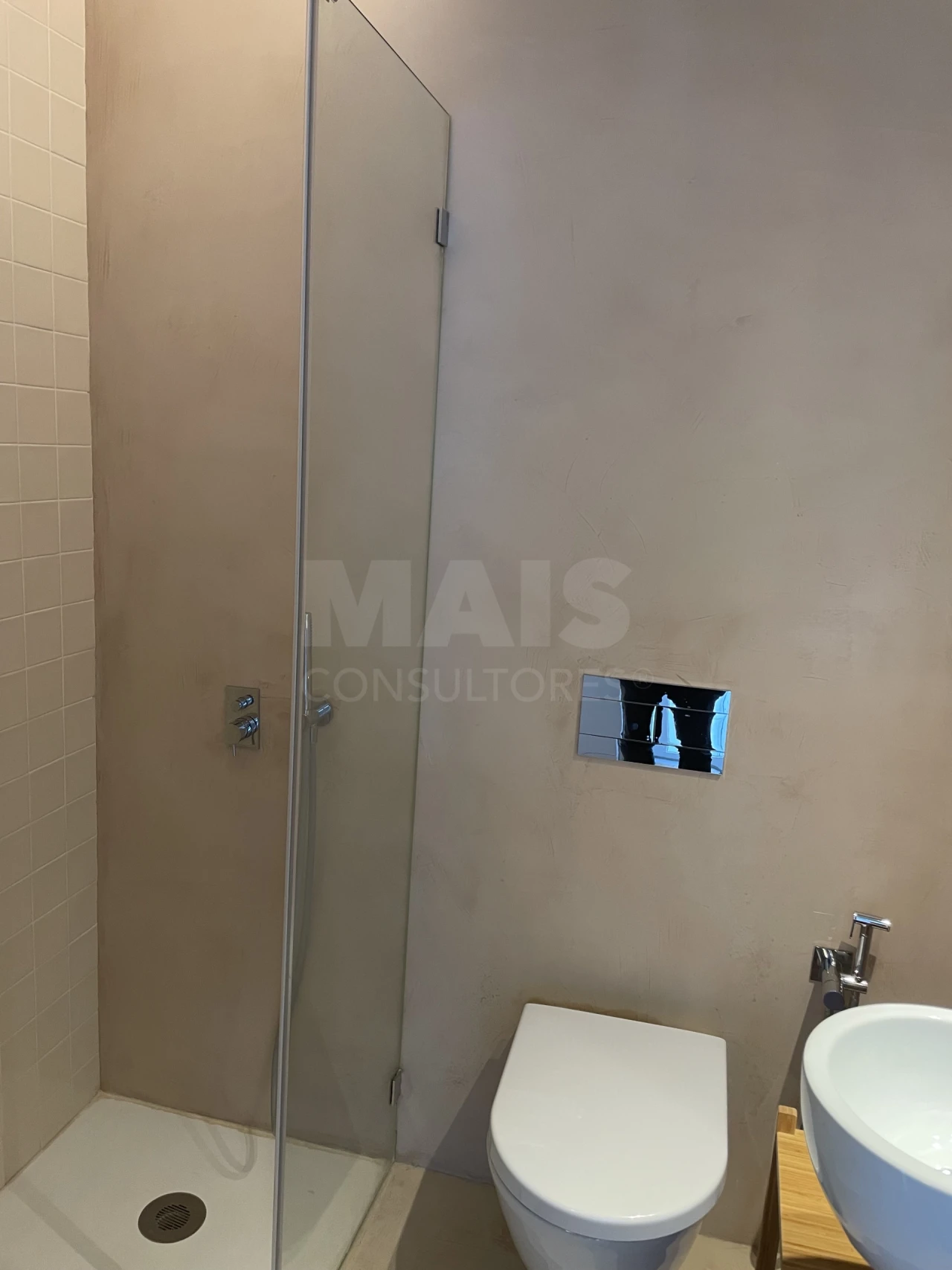 Apartamento T2 para Arrendamento em Santa Maria Maior Foto 9