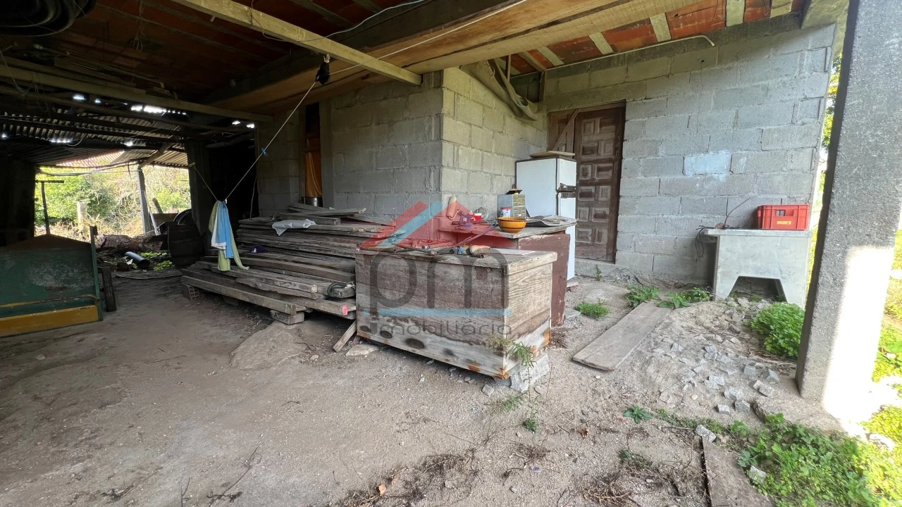 Moradia T4 para Venda em Segude Foto 17