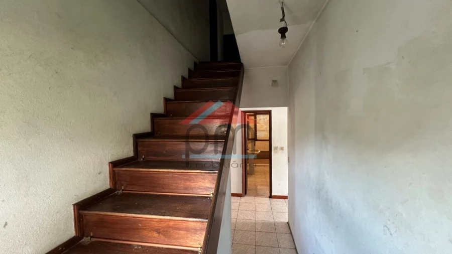 Moradia T4 para Venda em Segude Foto 7