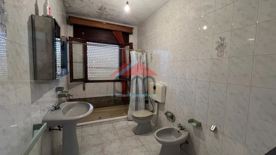 Moradia T4 para Venda em Segude Foto 10