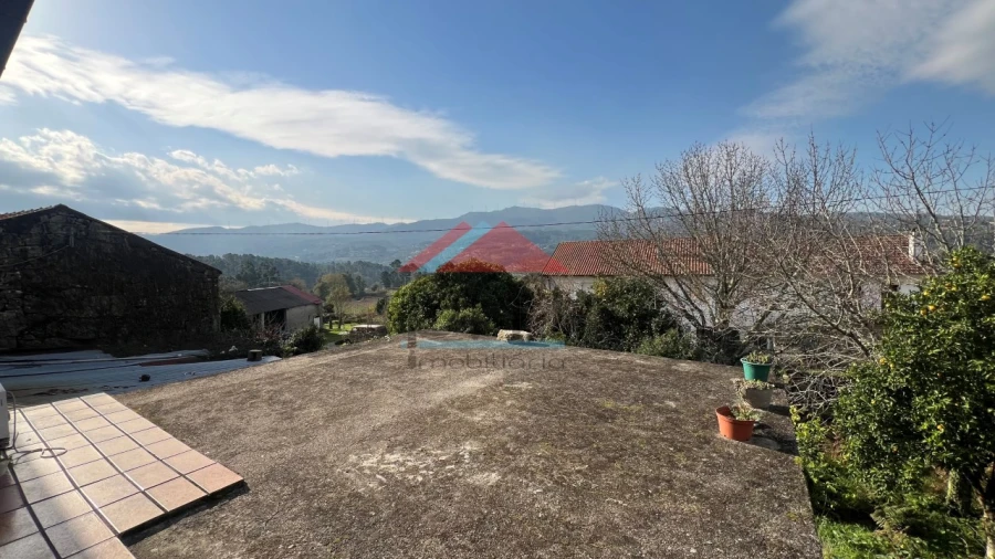 Moradia T4 para Venda em Segude Foto 15