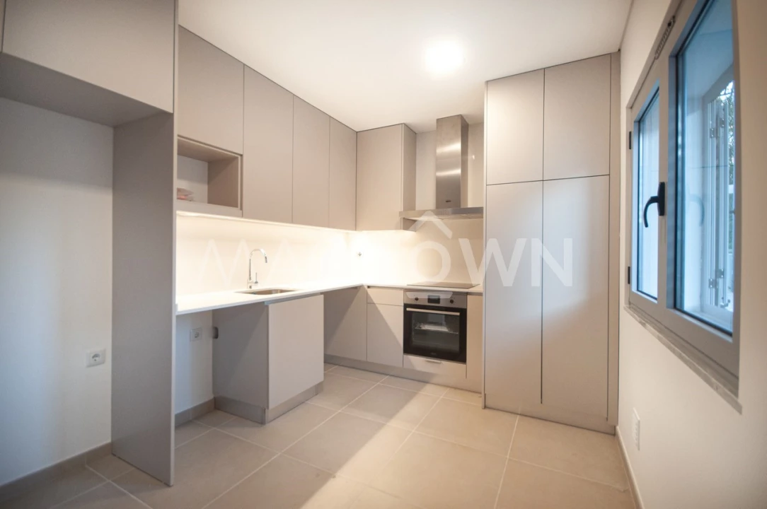 Apartamento T3 para Venda em Camarate, Unhos e Apelação Foto 3