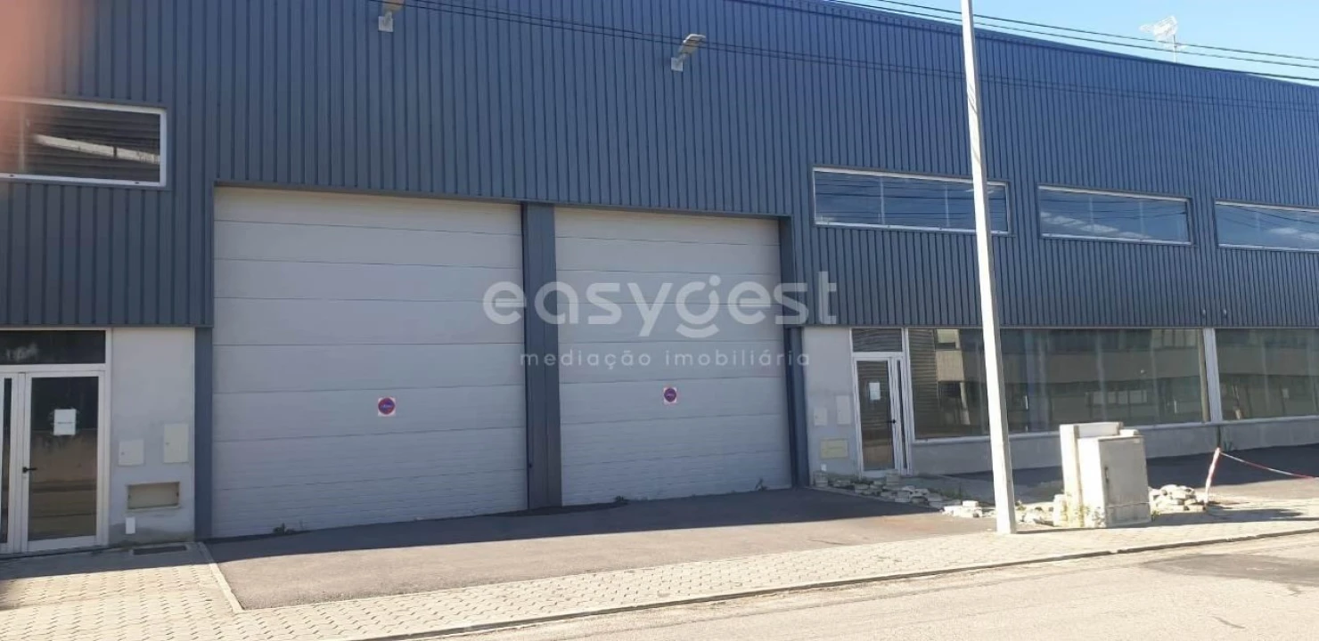 Armazém para Venda em Oliveira do Bairro Foto 5