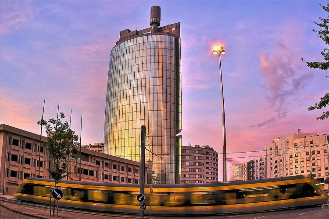 Loja para Arrendamento em Cidade da Maia Foto 8