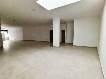 Loja para Arrendamento em Cidade da Maia