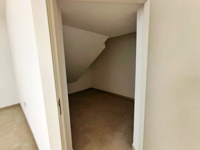 Loja para Arrendamento em Cidade da Maia Foto 14