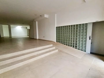 Loja para Arrendamento em Cidade da Maia