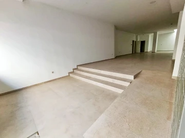 Loja para Arrendamento em Cidade da Maia