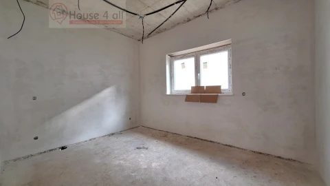 Moradia T4 para Venda em Nossa Senhora do Pópulo, Coto e São Gregório