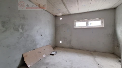 Moradia T4 para Venda em Nossa Senhora do Pópulo, Coto e São Gregório