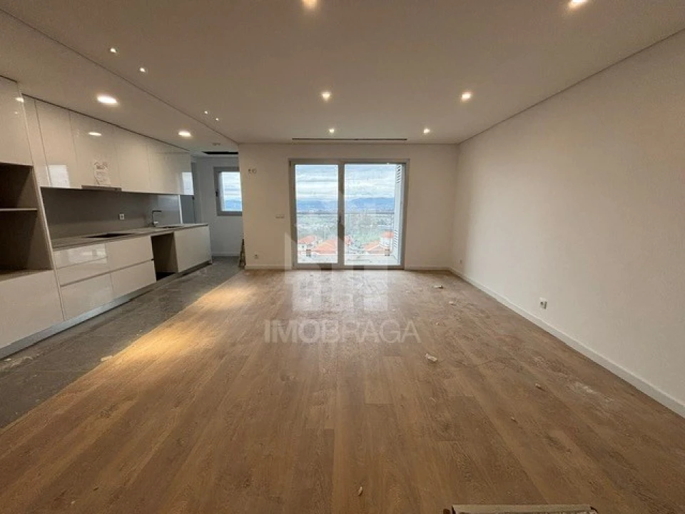Apartamento T2 para Venda em São Vicente (Braga) Foto 3