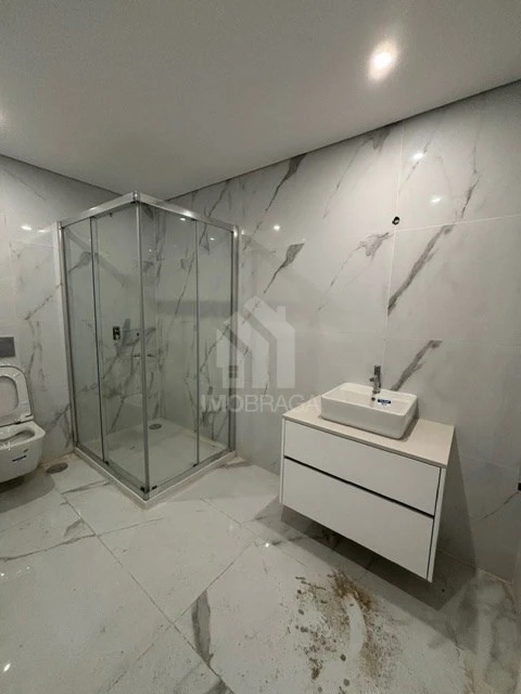 Apartamento T2 para Venda em São Vicente (Braga)