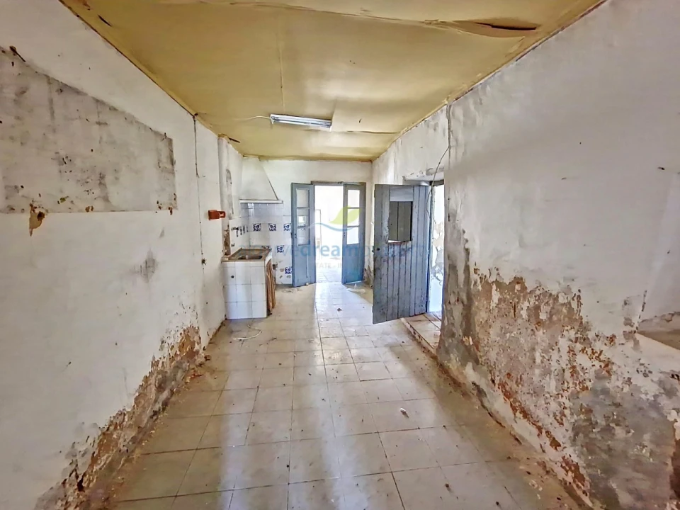 Prédio para Venda em Alcantarilha e Pêra Foto 20