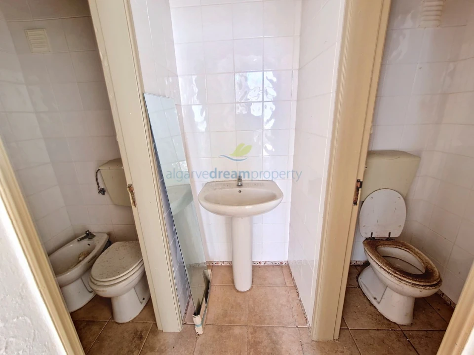 Prédio para Venda em Alcantarilha e Pêra Foto 34