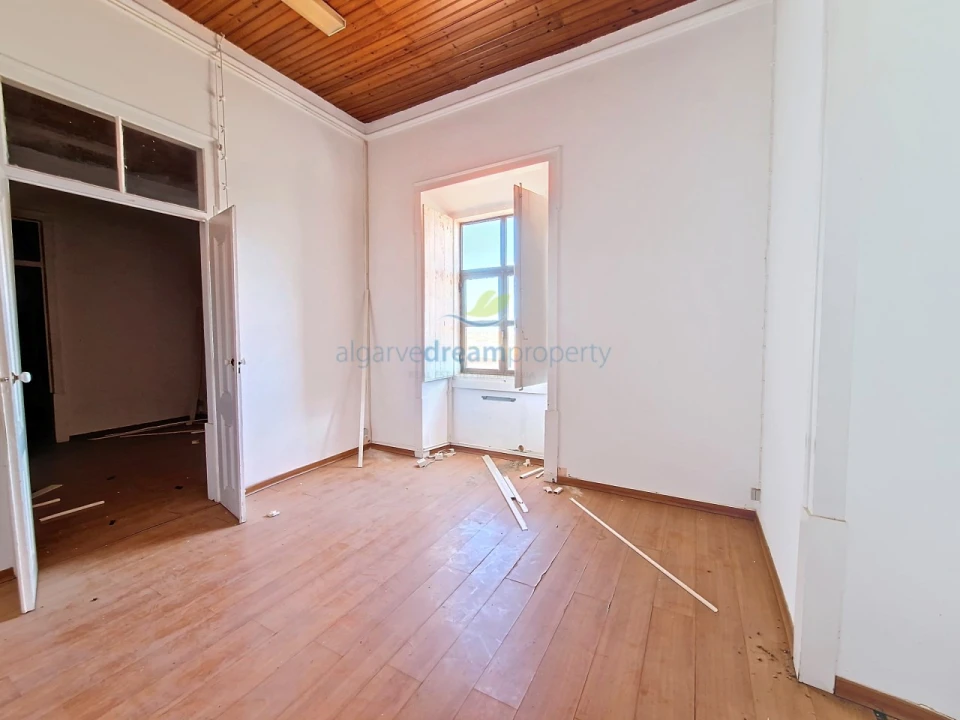 Prédio para Venda em Alcantarilha e Pêra Foto 46