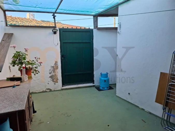 Moradia T2 para Venda em Santa Barbara de Padrões Foto 12